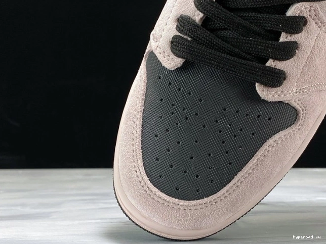 Dirty 1 Mid Air Powder Jordan BQ6472-602 Iridescent (W) 1018